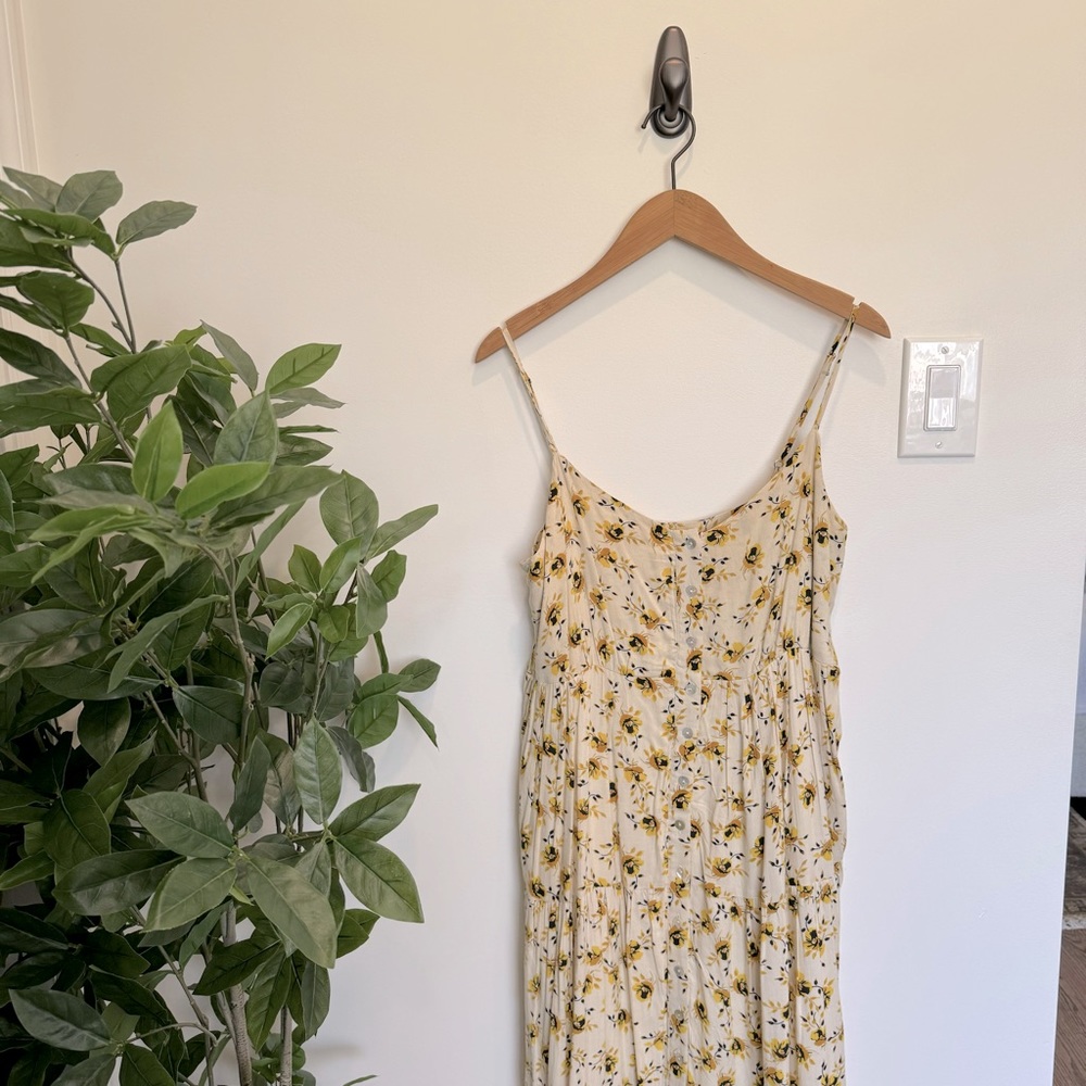 Floral Yellow Spring Tiered Midi Dress by dRA Los Angeles Size M